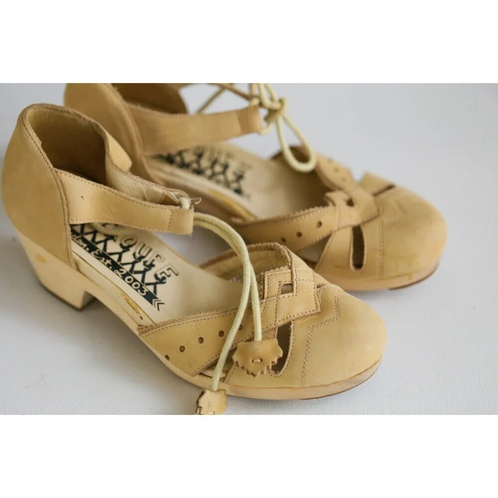 F- Troupe London Bran NEW Light Beige Nubuck Suede Lace up Clog Sandals 6.5